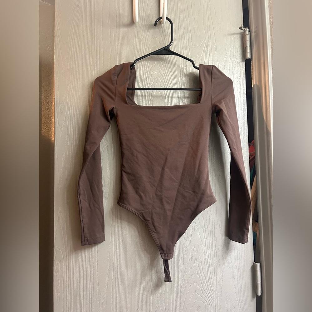 Aritzia Contour Bodysuit